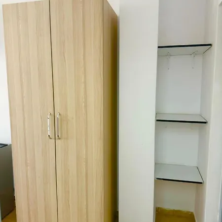 B&B Drita's 골렘