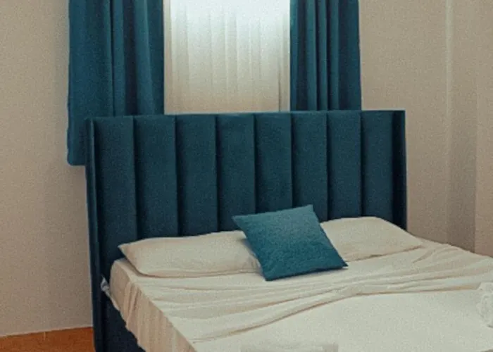 Drita's Bed & Breakfast Golem (Tirana)