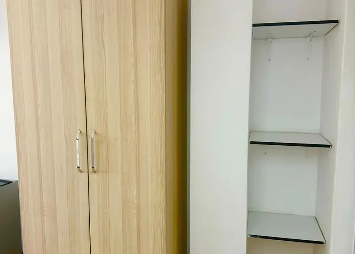 Bed & Breakfast Drita's Golem (Tirana)